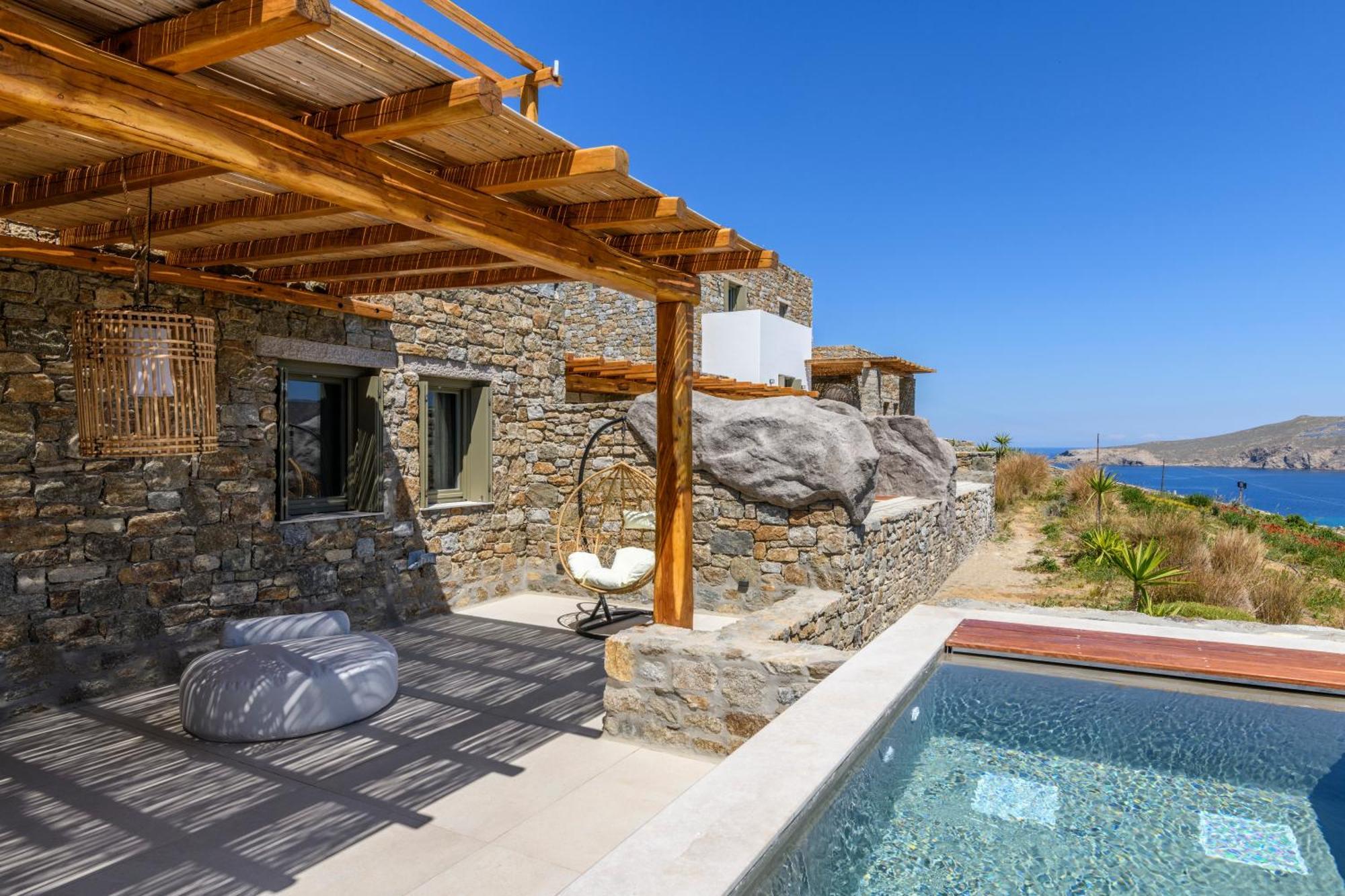 Panormos Bay Luxury Hotel